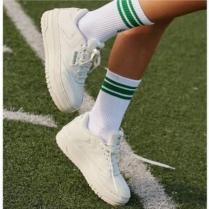 NEW Reebok Club C Extra Sneakers, Color Chalk & Glen Green White Beige Shoes